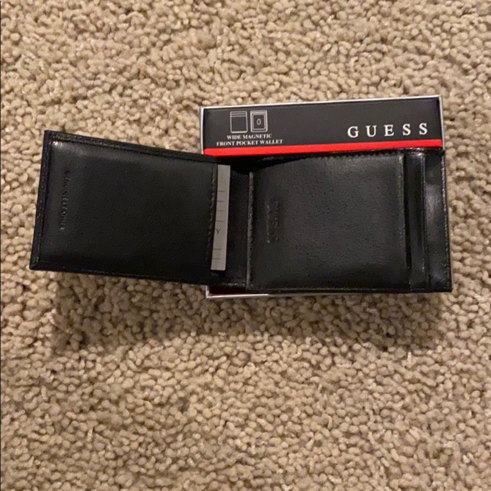 Guess wallet